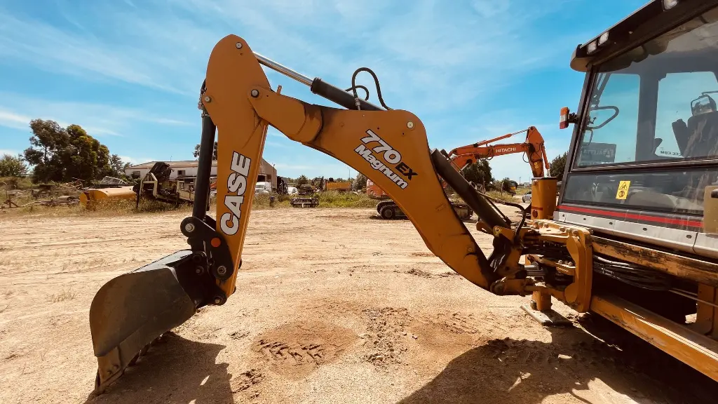 CASE 770 EX MAGNUM