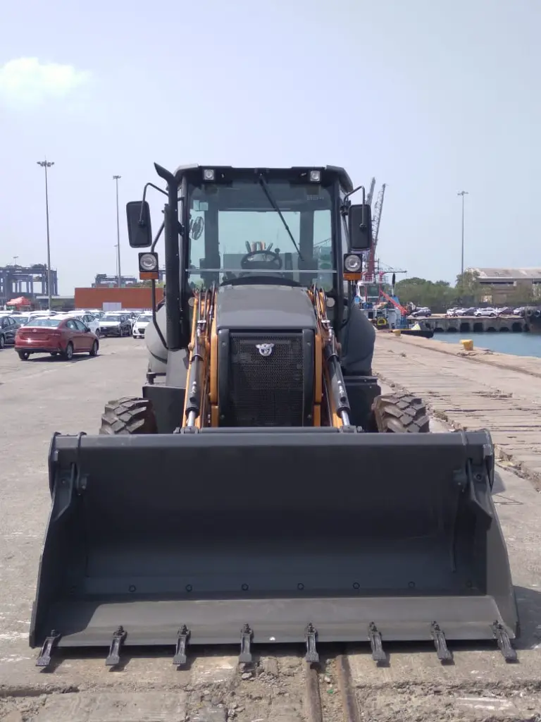 CASE 851FX
