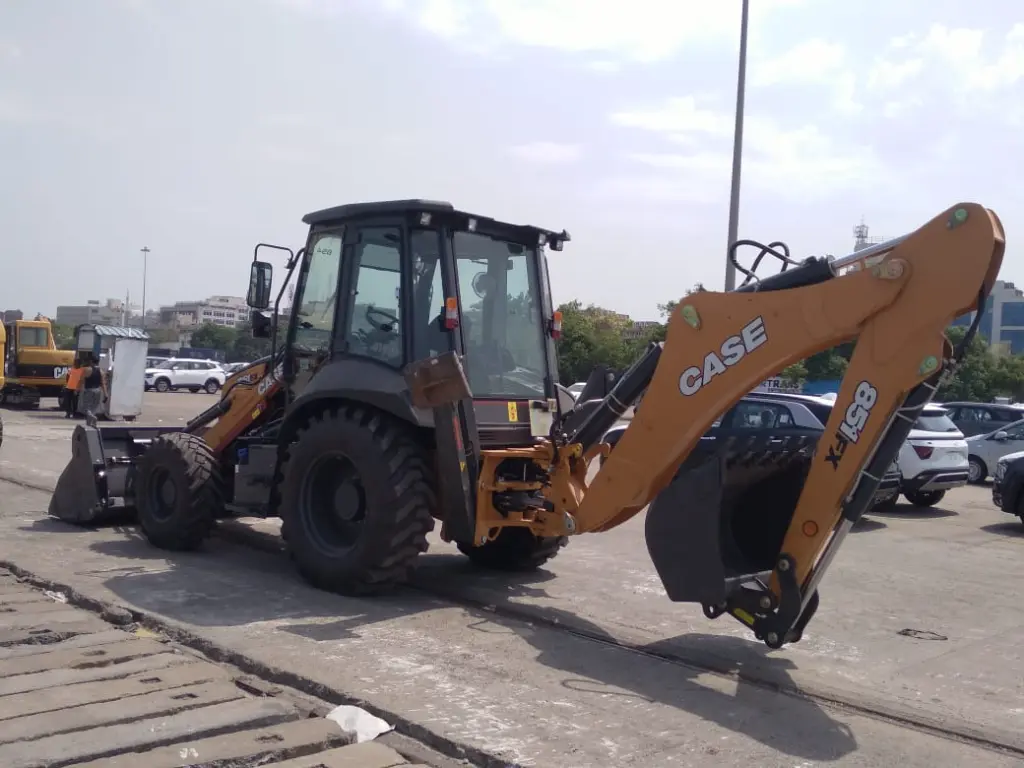 CASE 851FX