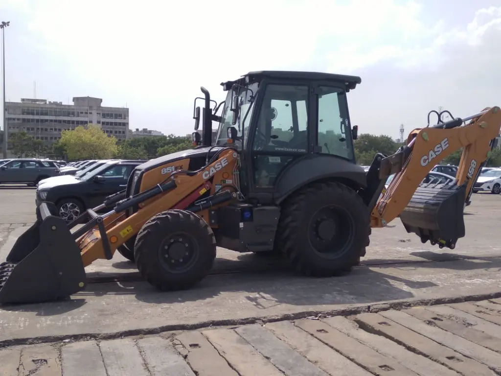 CASE 851FX