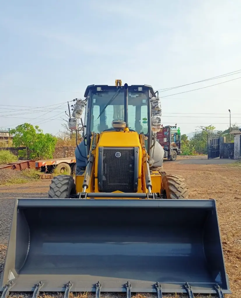 New Holland  B80C