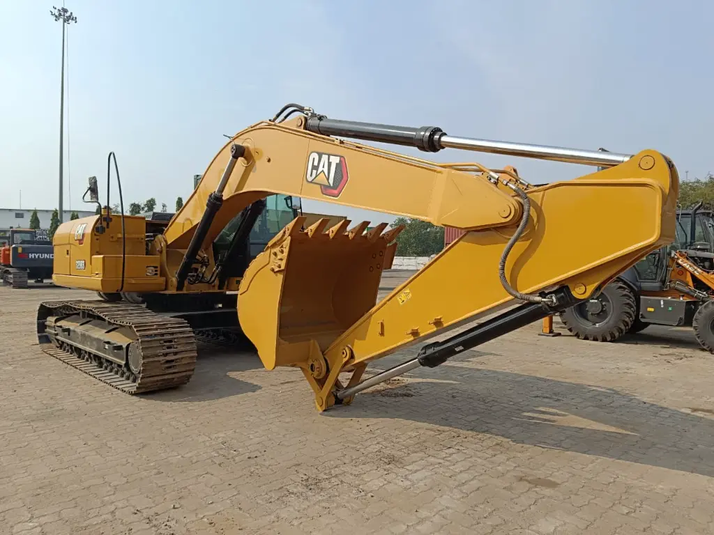 CAT 320D3