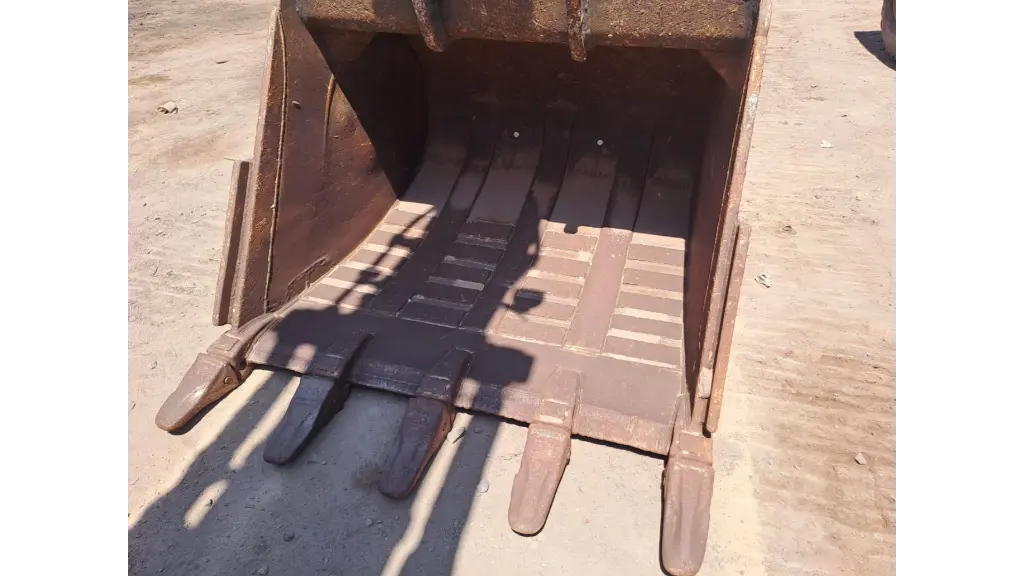 EXCAVADORA DE CADENAS HMK 390LC - 2021