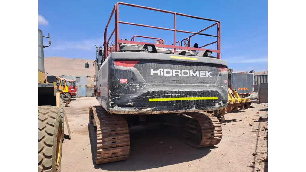 EXCAVADORA DE CADENAS HMK 390LC - 2021