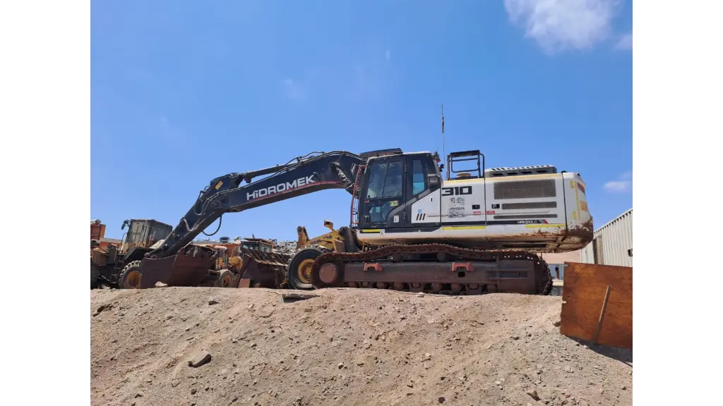 EXCAVADORA DE CADENA HMK 310LC - 2021
