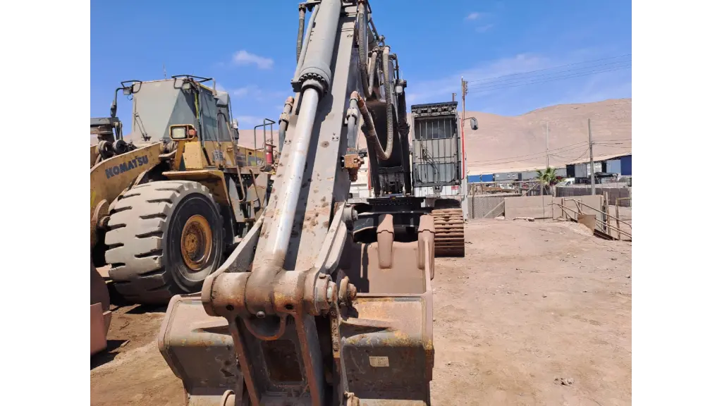 EXCAVADORA DE CADENA HMK 310LC - 2021
