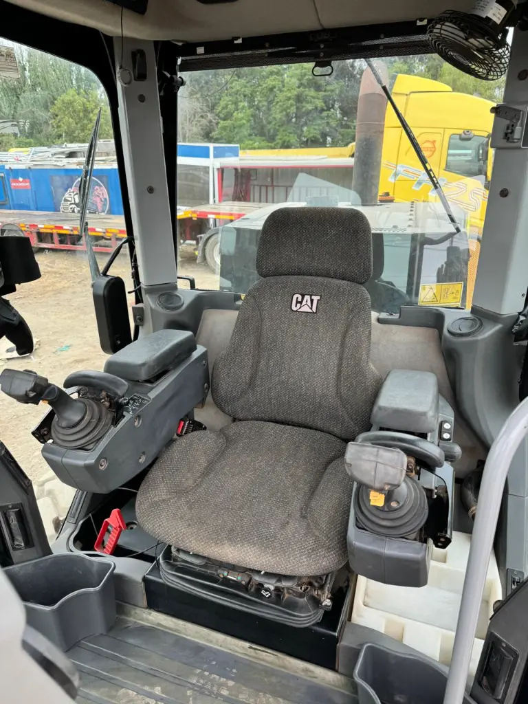 CAT 150 AÑO 2022 3,347 HORAS